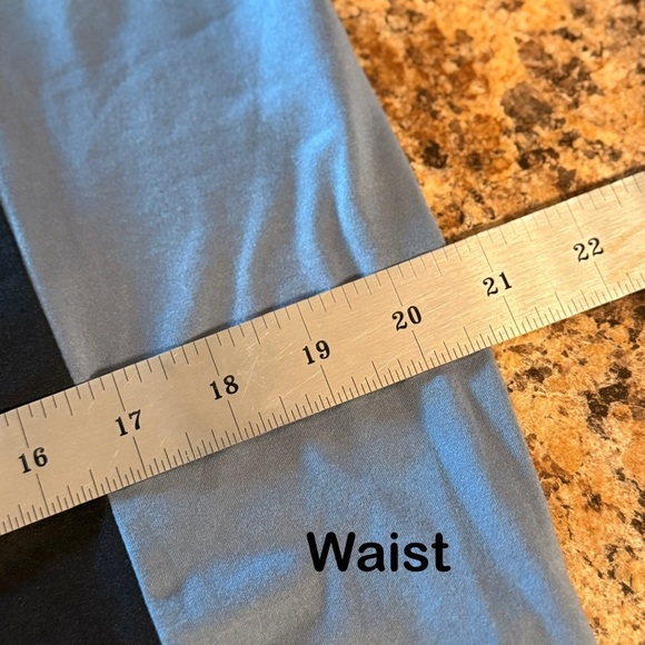 NWOT Mens Size Small Short Sleeve Polyester T-shirt Black With Gray Basic Shirt - Picture 9 of 10